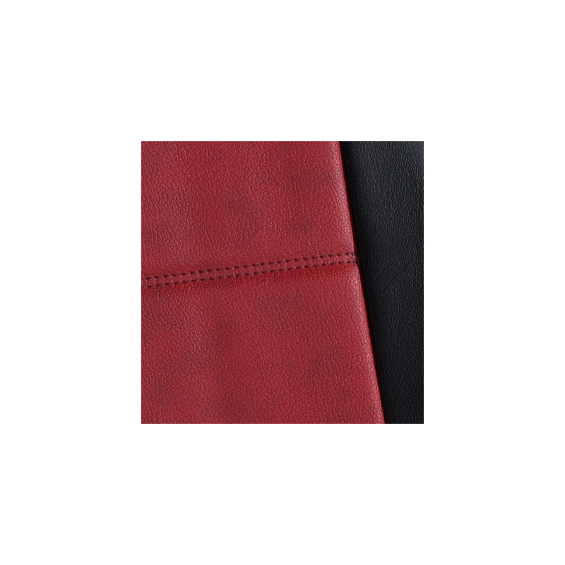 Gros plan Housse auto sur mesure GOLD (simili cuir rouge et noir)